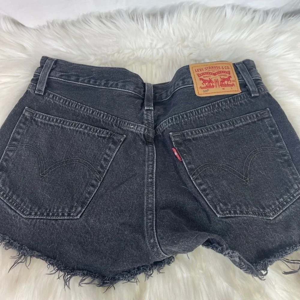 Levi's 501 Washed Black Denim High‎ Waist Cutoff Shorts Sz 27 - Picture 3 of 8